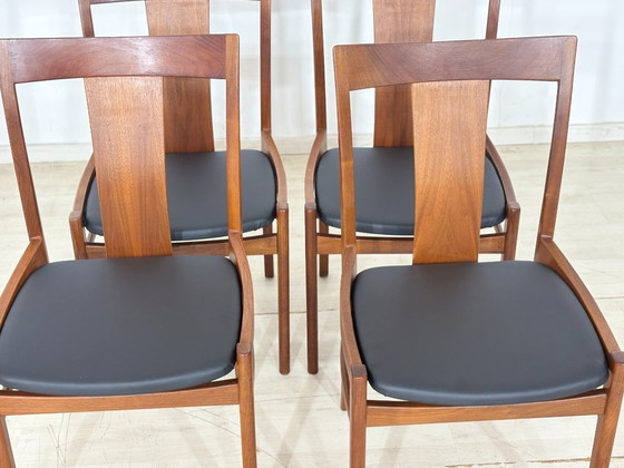 Image 1 of Ensemble de 4 chaises Albin Johansson / Chaises de salle à manger en teck / Chaises de cuisine vintage / Nouveau revêtement