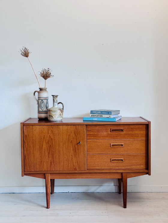 Image 1 of Buffet vintage en teck des années 1960, Fristho