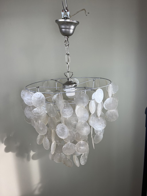 Suspension pétales de nacre