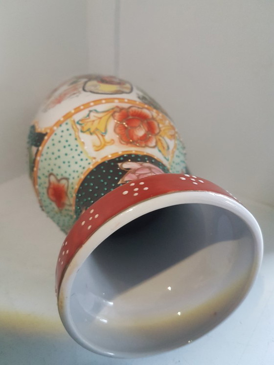 Image 1 of Chinese vase - hand-painted - relief speckles - marked