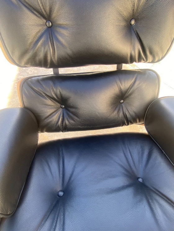 Image 1 of Sillón y otomana Charles Eames, negro semigrano, Herman Miller, 2010