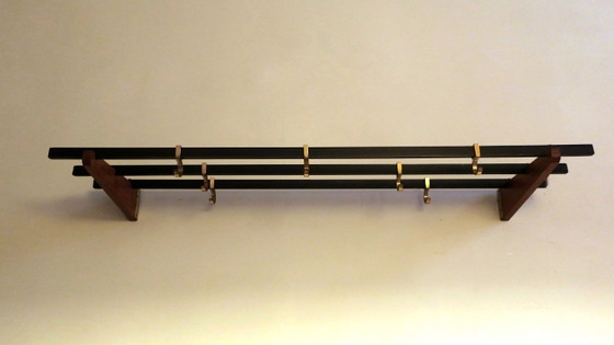Garderobenständer aus Messing und Teakholz mit 7 verschiebbaren Haken, 1960er Jahre – Kleiderständer, Wood (photo 9 of 9)
