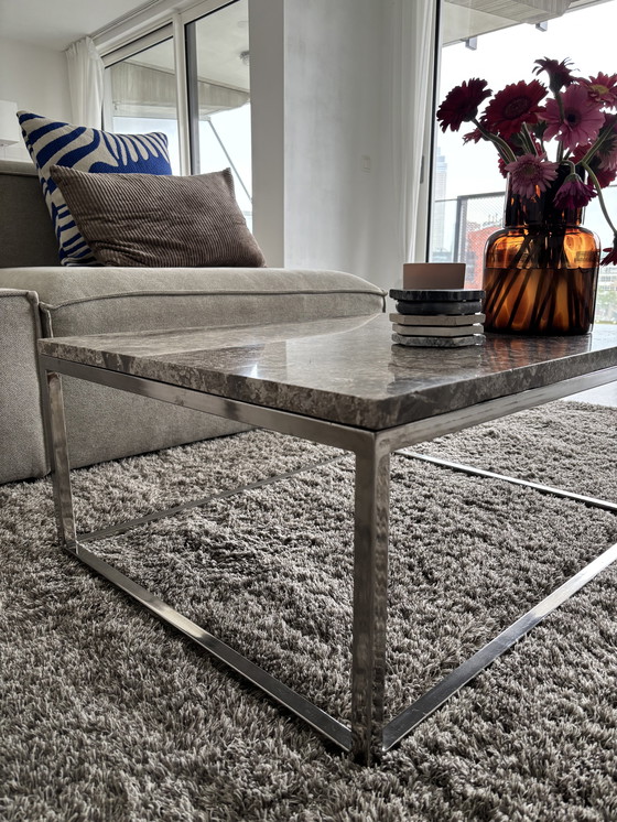 Image 1 of Mesa de centro de mármol y cromo