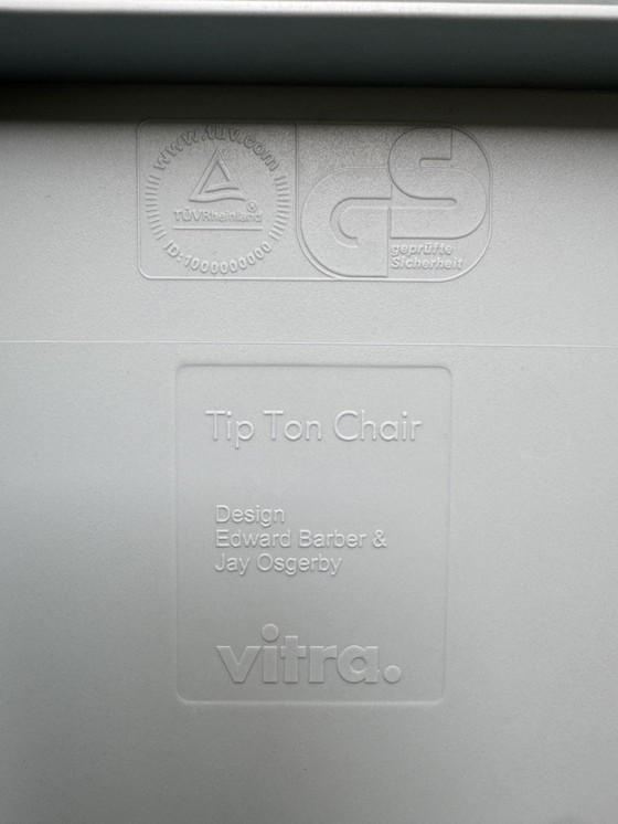 Image 1 of Silla Tip Ton de Vitra Design Edward Barber y Jay Osgerby