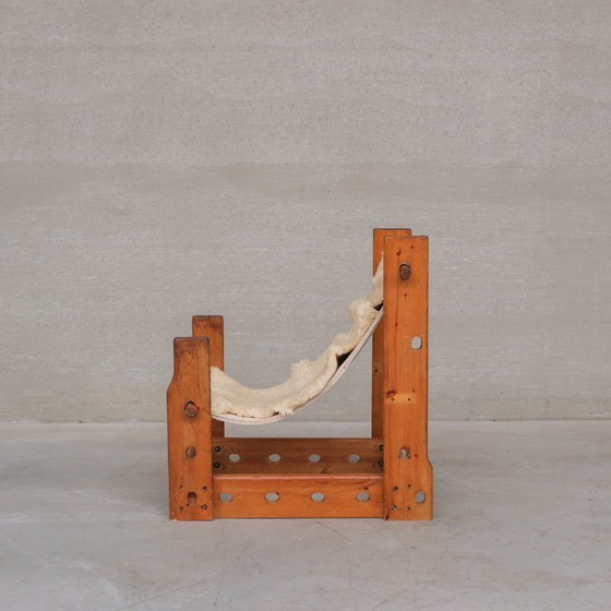 Image 1 of Poltrona a fionda spagnola in legno e tela della metà del secolo scorso