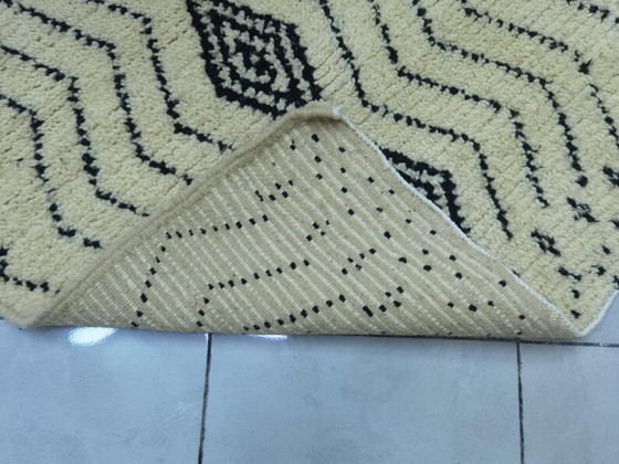Image 1 of Alfombra bereber marroquí hecha a mano 250 cm x 150 cm