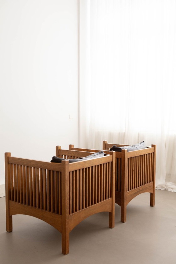Pair of Stickley Mission Style Armchairs 1990s Wide & Sculptural Design, Bijenkorf, Wood, Black (photo 4 of 5)