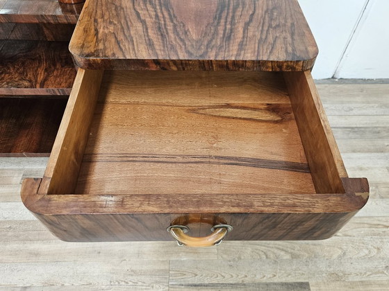 Image 1 of Art Deco kaptafel van wortelnotenhout met spiegel