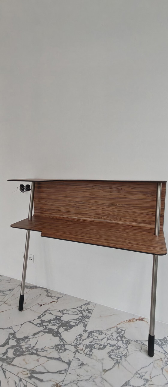 Wallflower de 'Jonas & Jonas' – Escritorios, Other (photo 3 of 6)