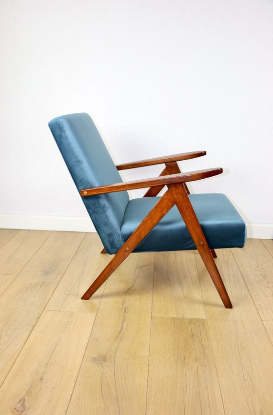Image 1 of B-310 VAR fauteuil in zeeblauw fluweel. 2 stuks beschikbaar.