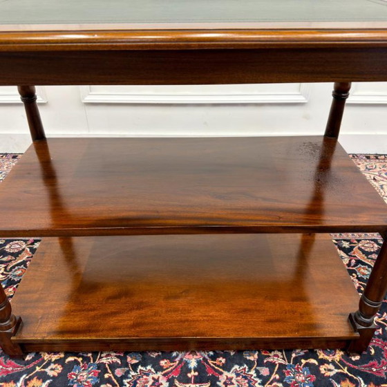 Klassieke Engelse Sidetable met groen lederen blad – Bijzettafels, Leer, Hout (photo 6 of 9)
