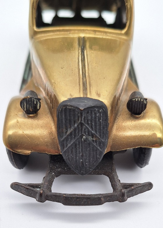 Image 1 of Citroën 15-Six (1935)- F.A.L. -
Italy