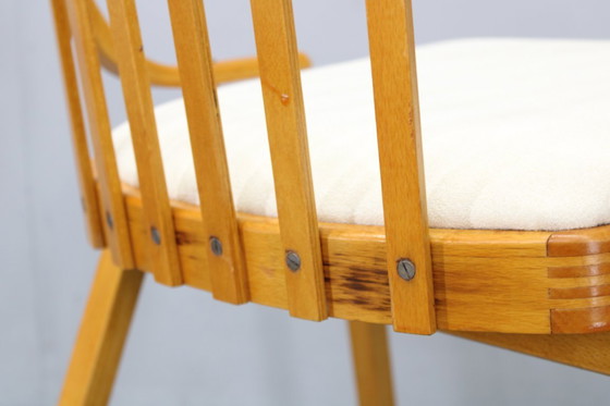 Image 1 of Set di quattro sedie da pranzo restaurate di metà secolo di Jitona