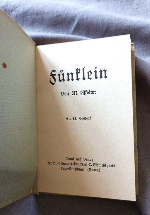 Folleto antiguo alemán "Fünflein" – M. Assfalter (formato de bolsillo/cuaderno)