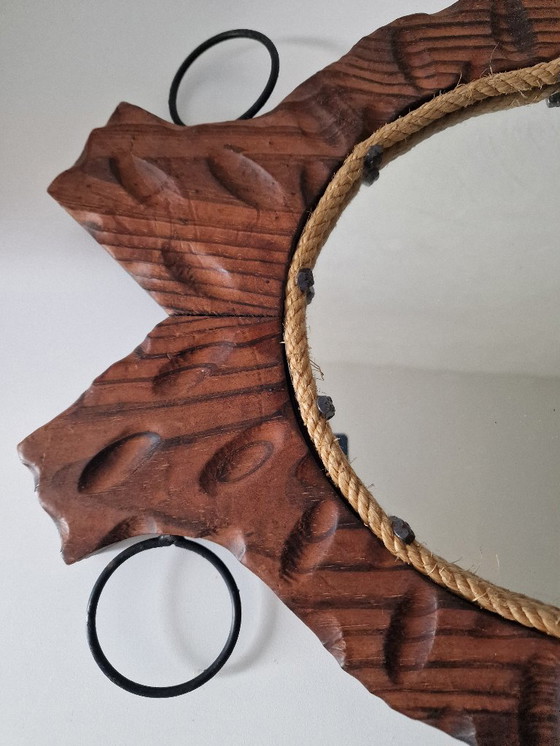 Image 1 of Specchio brutalista in legno e corda, forma libera