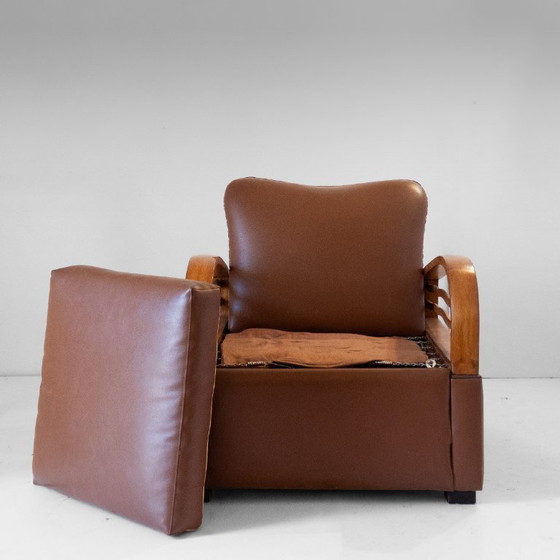 1X Italiaanse Art Déco Converteerbare Fauteuil / Slaapstoel in Bruin Eco-Leer, jaren 20. – Skai (photo 6 of 20)