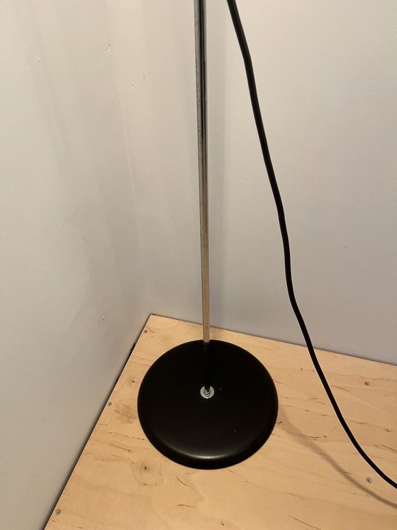 Lampade da terra modello DIM design Vico Magistretti edizione Oluce Acciaio cromato & alluminio, Metallo (foto 10 di 11)
