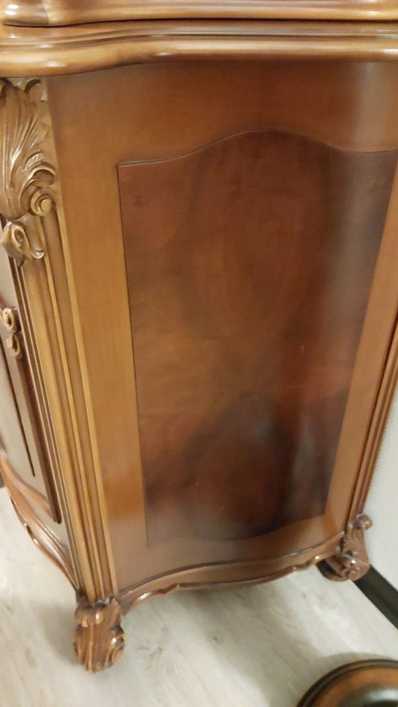 Image 1 of Armario de pared victoriano italiano de nogal