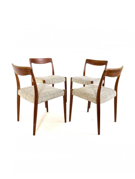 Set van 4 vintage Deense eetkamerstoelen ‘60