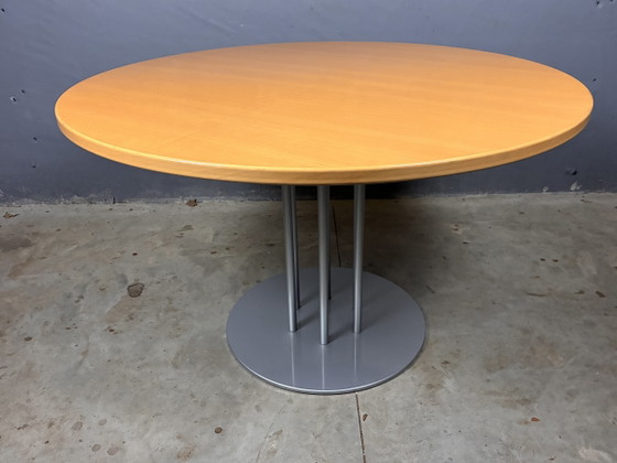 Image 1 of Thonet s1047 round dining table