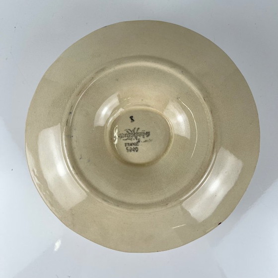 Image 1 of Salsiera di Sarreguemines con decorazione floreale, prima metà del XX secolo.