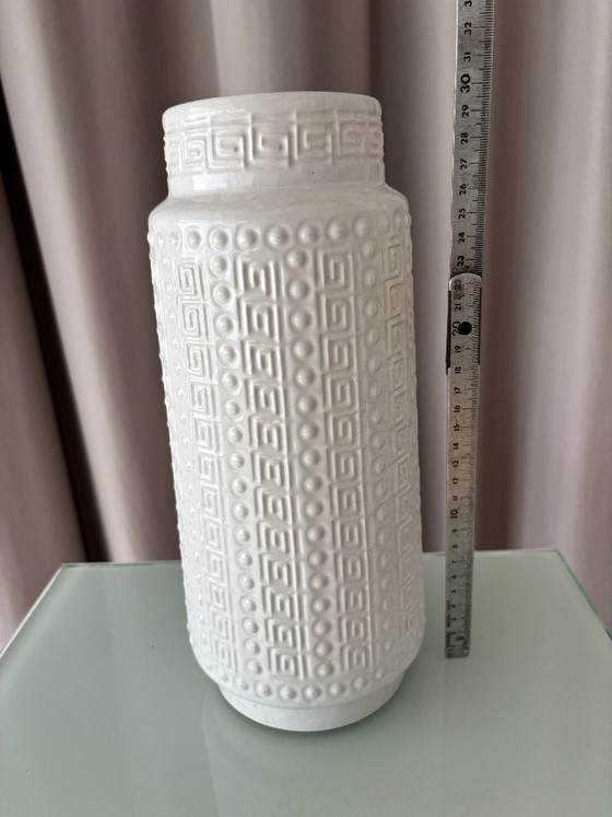 Grand vase vintage Fat Lava en céramique blanche – Alfred Klein Keramik – Ceramic (photo 7 of 8)