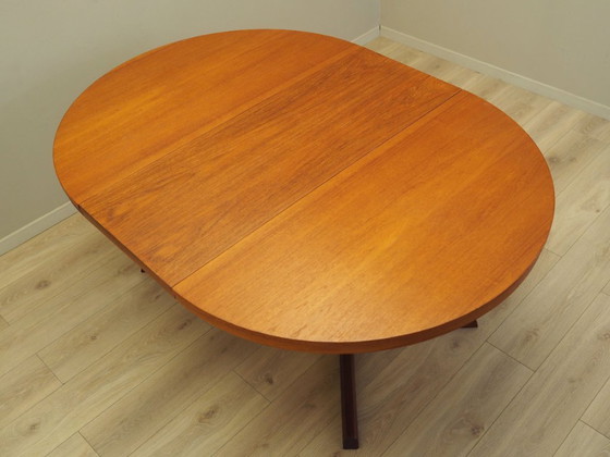 Image 1 of Mesa redonda de teca, diseño danés, años 70, producción: Dinamarca