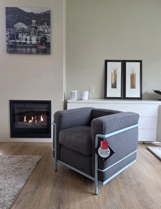 Image 1 of Cassina LC2 fauteuil Grand Confort Le Corbusier