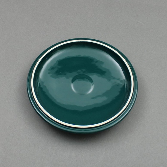Image 1 of Kaj Franck (1911-1989) - Arabia - Finlandia - Modelo Kilta - Fuente baja verde con tapa - Década de 1960