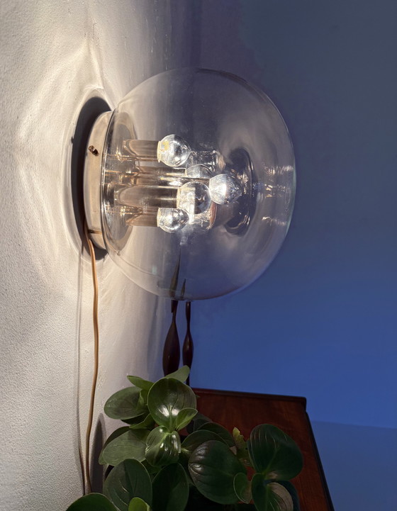 Image 1 of Lampada da parete vintage in stile "Globe" dell'era spaziale, Glashütte Limburg '70