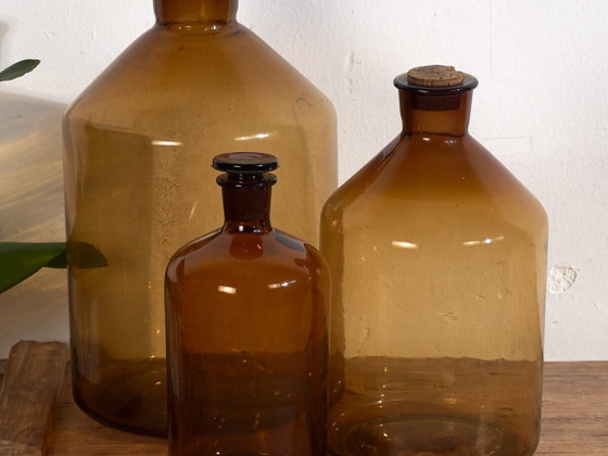 Botellas de farmacia antiguas (c.1920). Juego de 3 piezas #32 – Objetos decorativos, Glass (photo 2 of 10)