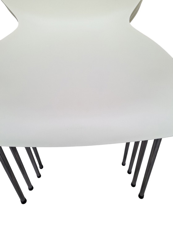 Image 1 of 4x Kartell Maui chairs by Vico Magistretti