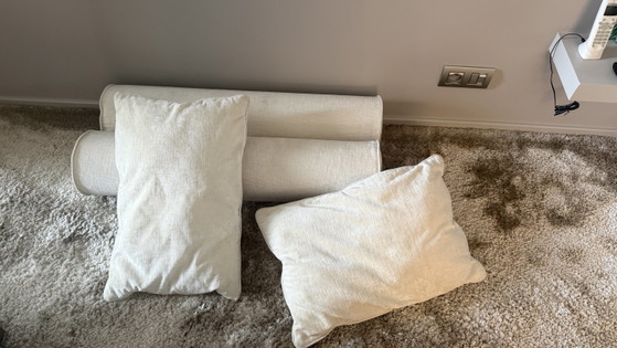 Image 1 of Bed