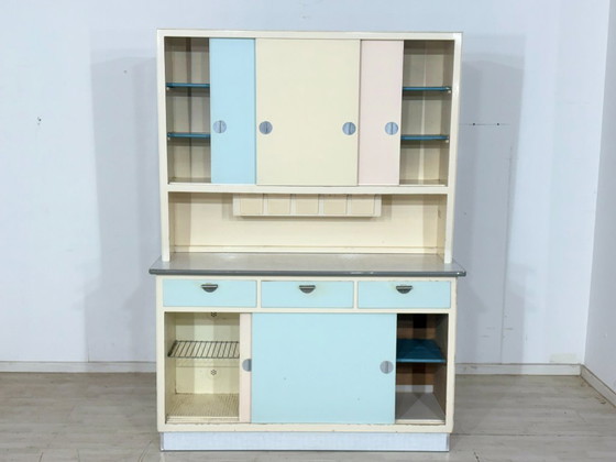 Image 1 of Credenza da cucina vintage anni '50/'60 | Mobile da cucina dal design pastello | 2 pezzi