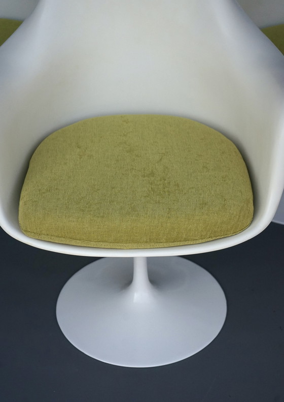 Image 1 of vintage Tulip Stoelen van Eero Saarinen voor Knoll International. 1960s