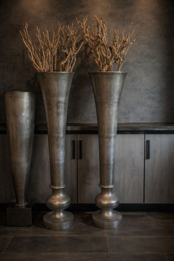 Image 1 of Vasen aus Stahlguss