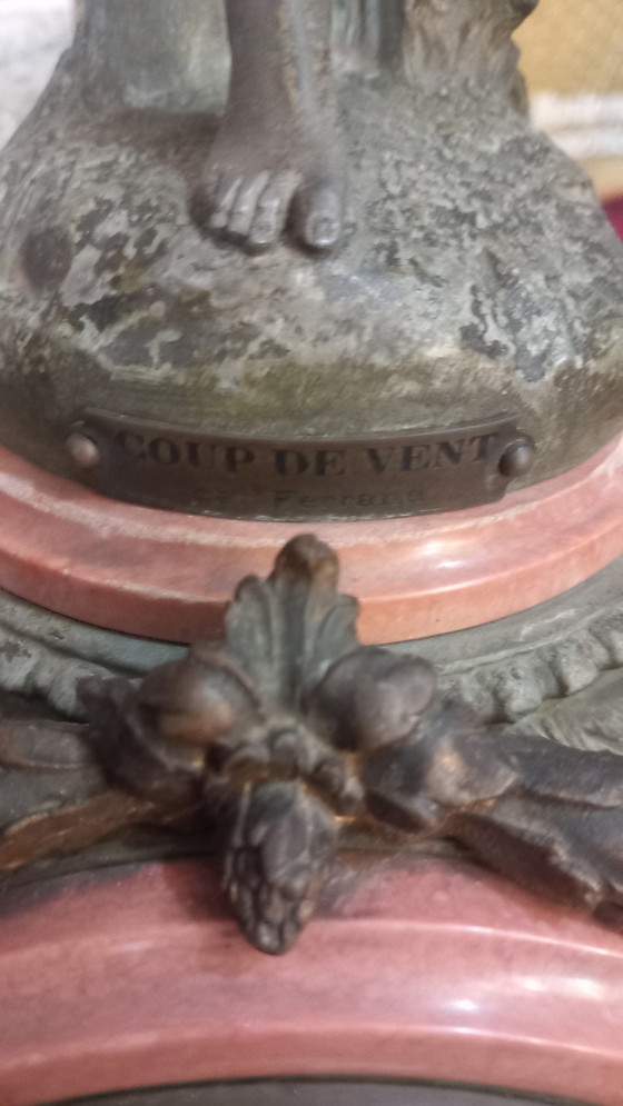 Image 1 of Art Deco bronze clock "Gust of Wind"