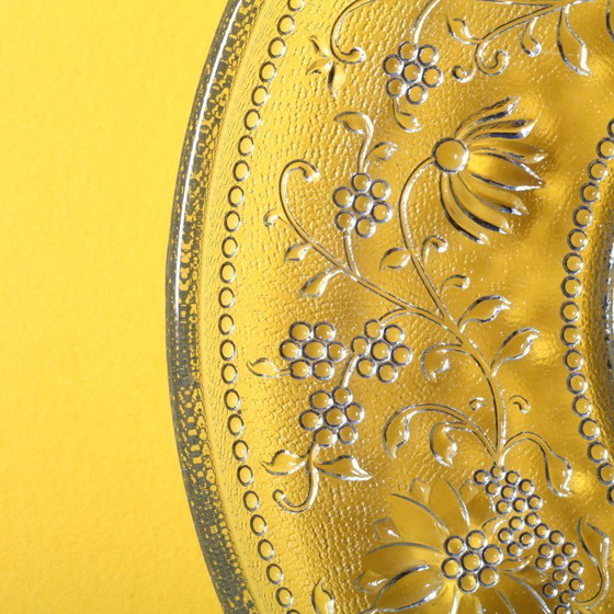 Image 1 of Piatto in vetro Cibulak vintage: piatto Pavel Panek in stile Mid-Century Modern