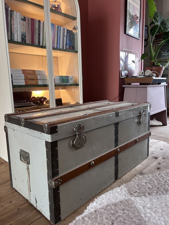 Image 1 of Authentieke Vintage Steamer Trunk – BALK Arnhem.