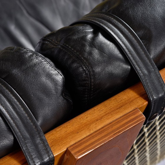 Image 1 of Divano con imbracatura T4 in pelle nera e teak, Fred Lowen per Tessa, anni '70