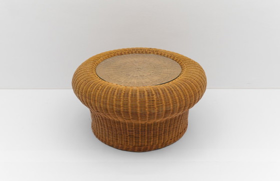 Image 1 of Round coffee table in rattan and glass, 1960s