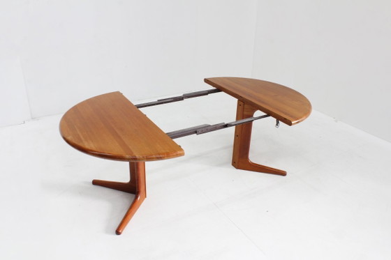 Image 1 of Table de salle à manger ronde extensible vintage danoise en teck massif Glostrup
