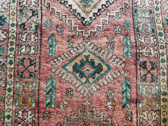 Image 1 of Grand tapis marocain vintage 394 × 204 cm – Berbère des années 1970