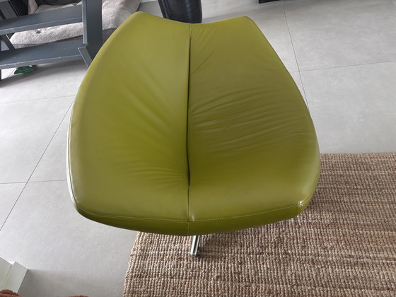 Image 1 of LABEL Vandenberg Gigi fauteuil olijfgroen draaibaar GA DIRECT NAAR PRODUCTINFORMATIE