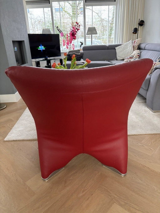 Leolux Echnaton armchair and footstool