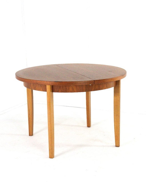 Round extendable dining table 'Rudolstadt' vintage