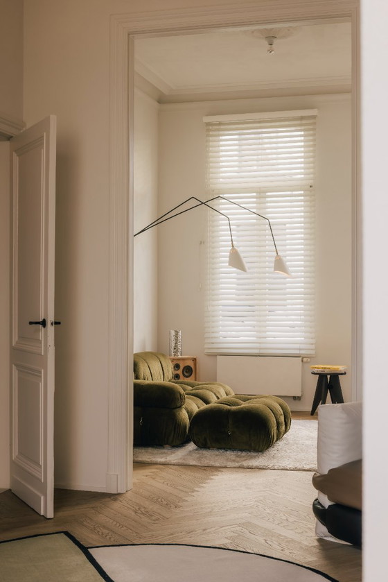 Image 1 of Sofá Camaleonda de B&B Italia – 2 módulos + otomana – Terciopelo verde oliva – Como nuevo