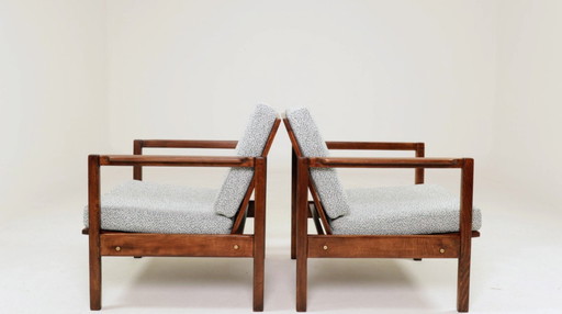 Zwei Sesselpaar Mid Century Modern Kissen Bouclè Polsterung