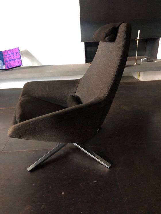 B&B Italia Metropolitan Chair by Jeffrey Bernett – Swivel chairs, Textile, Aluminium (photo 2 of 6)