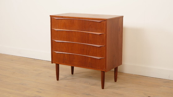 Image 1 of Cassettiera danese vintage a 4 cassetti in teak